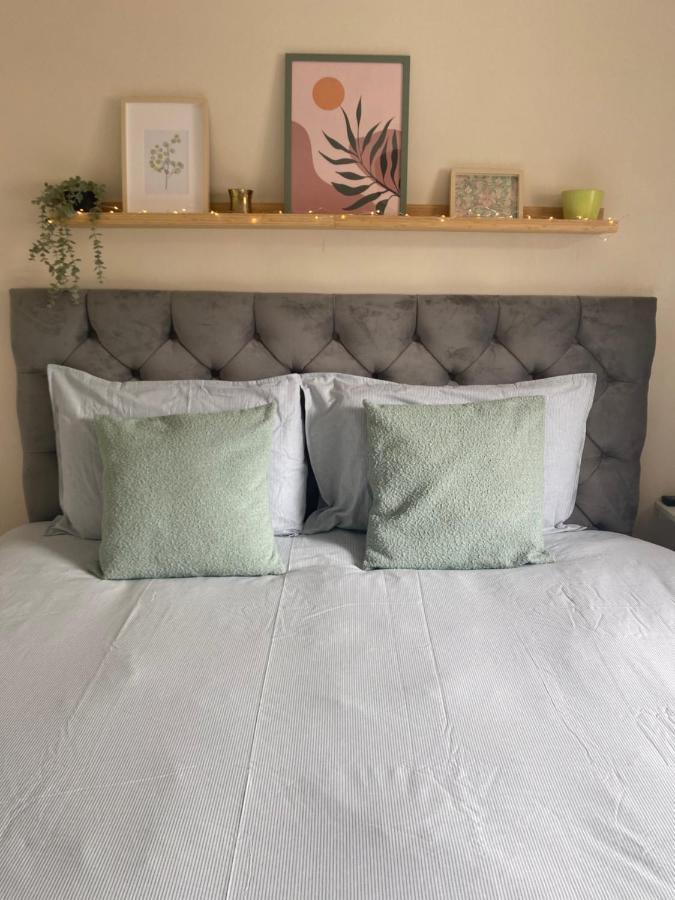 Cozy Bedroom In Shared Accommodation With Free Parking إدنبرة المظهر الخارجي الصورة